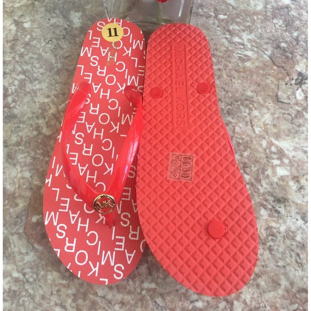 NEW MICHAEL KORS FLIP FLOP MANDARIN LOGO PRINT GOLD MK LOGO SIZE 11, $69.99